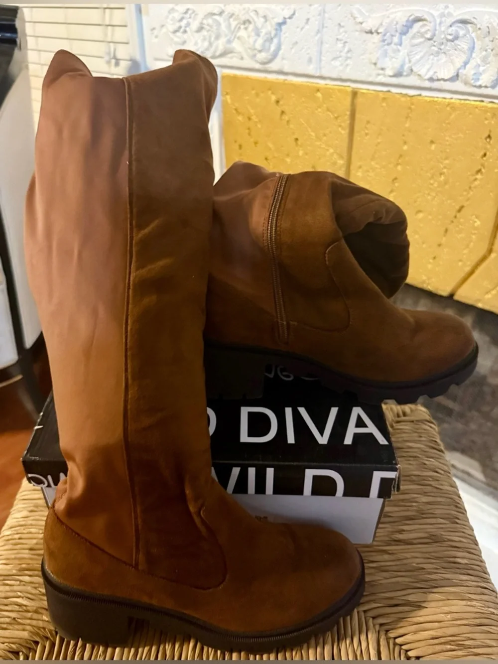 Pre-Loved Wide Calf Over-the-Knee Zip-Back Boot in Chestnut Brown